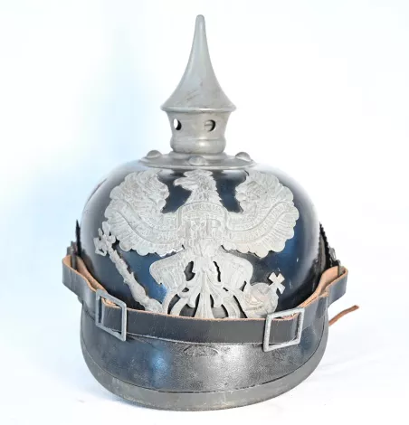 Prussian Model 1915 Infantry Enlisted Pickelhaube - Near Mint Visuel