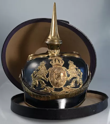 Bavarian Infantry Officers Pickelhaube with Case Visuel