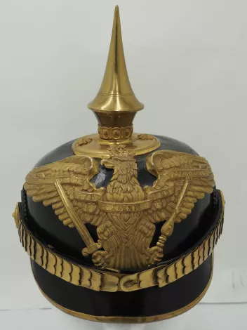 Prussian Grenadier Officers Pickelhaube Visuel